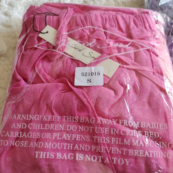 Ruffled open back cut out tiered flair dress - Picture 9 of 13